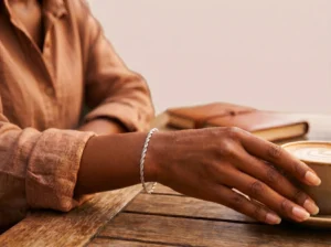 Pulseira Cordão Baiano Fina Branco - (Código do produto L97Ex)